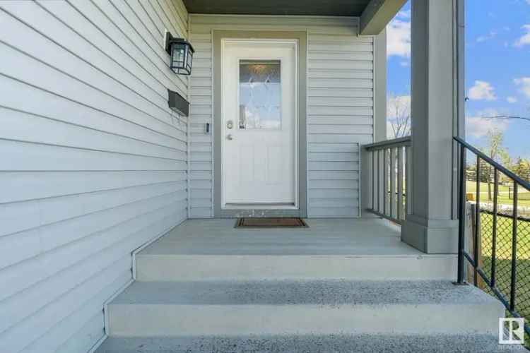 Summerwood Half Duplex - 1400+ Sq Ft - No Condo Fees