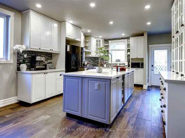 House For Sale in Acton, Ontario