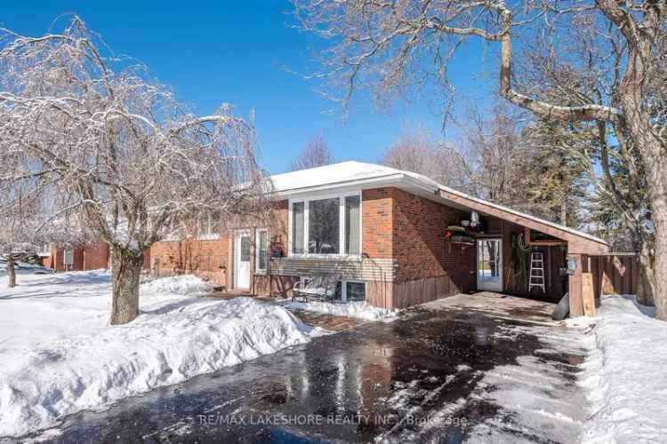 House For Sale in 8, Hawthorne Avenue, Cobourg, Ontario