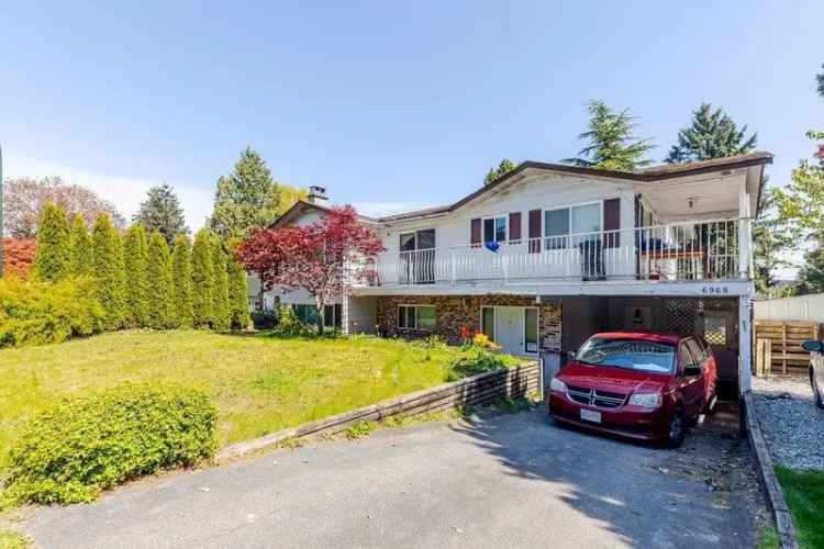 6 Bedroom Home Sunshine Hills Woods Legal Suite Corner Lot