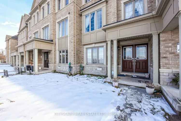 House For Sale in Brampton, Ontario