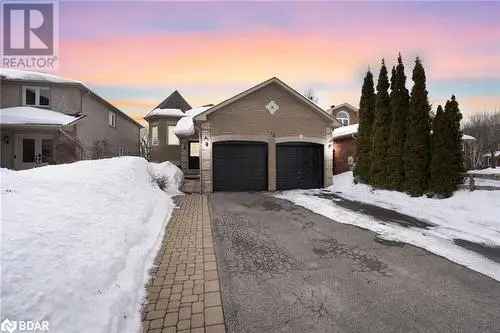 House For Sale In Barrie, Ontario