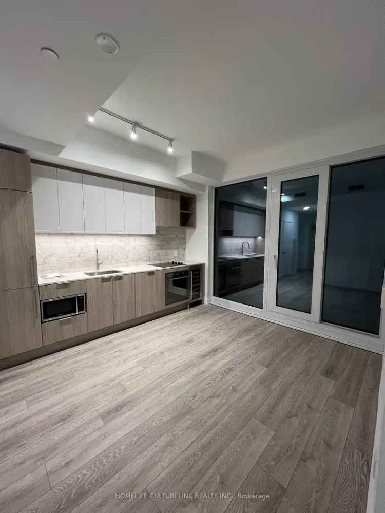 Rent New Luxury Condo Conveniently Located by Eglinton LRT