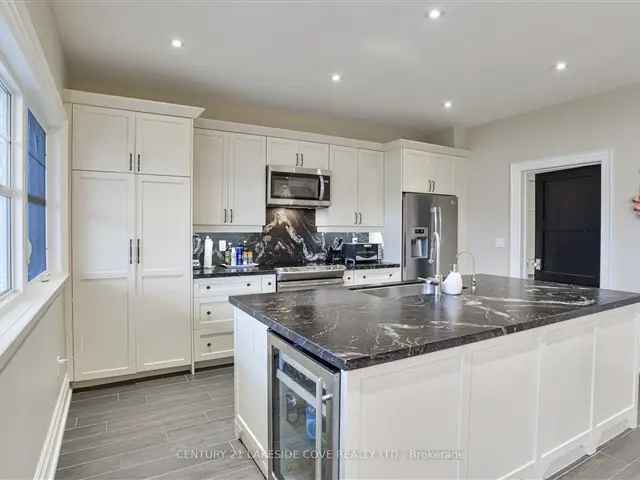 Waterfront Custom Home 4 Beds 3 Baths Lake Simcoe