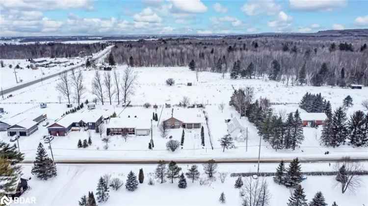 House For Sale in 1032, Flos Road 4 West, Springwater, Ontario