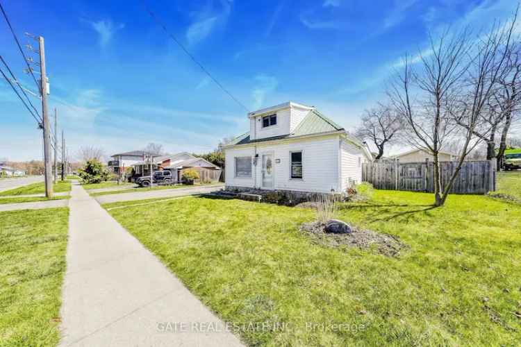 Move-In Ready Home Near Hwy 401