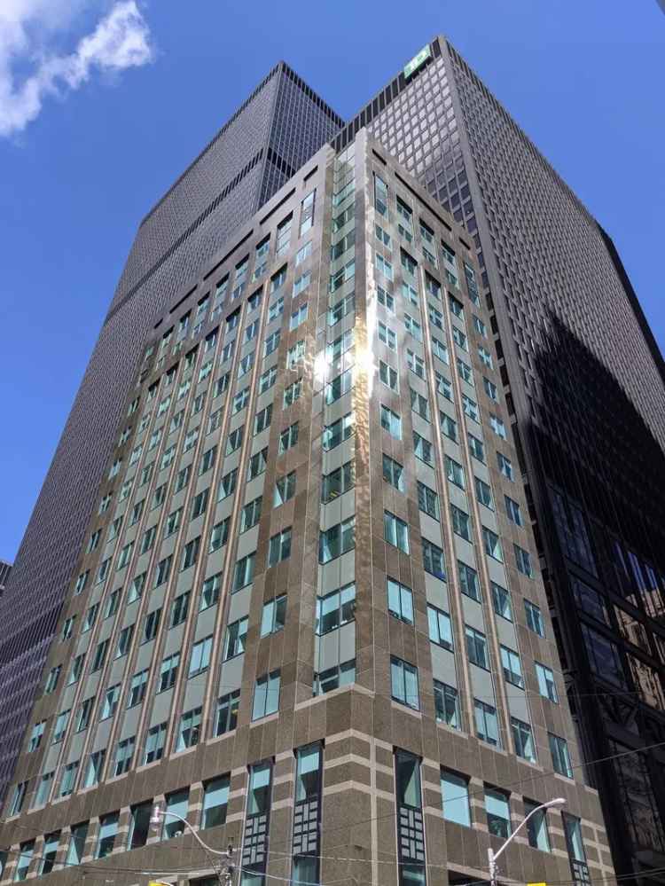 Office building For Rent in 220, Bay Street, Toronto, Ontario