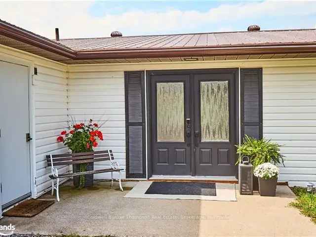 House For Sale in Huntsville, Ontario