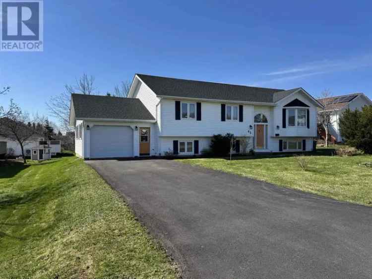 4 Bedroom Family Home in West Royaltys Bell Height