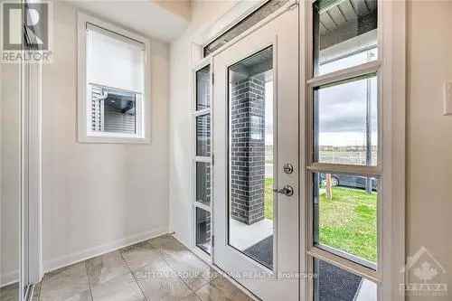 New Barrhaven Townhome - Modern Finishes and Amenities