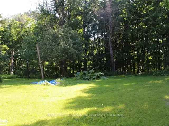 Spacious Country Home on 4.95 Acres Near Gooderham