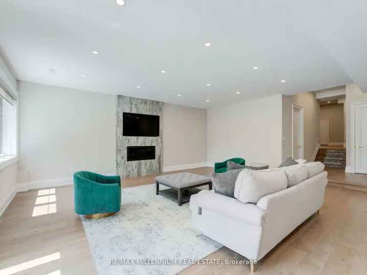 7500 Sq Ft Luxury Home in West Pickering Woodlands