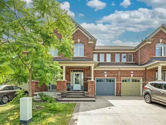 Townhouse For Sale in Milton, Ontario