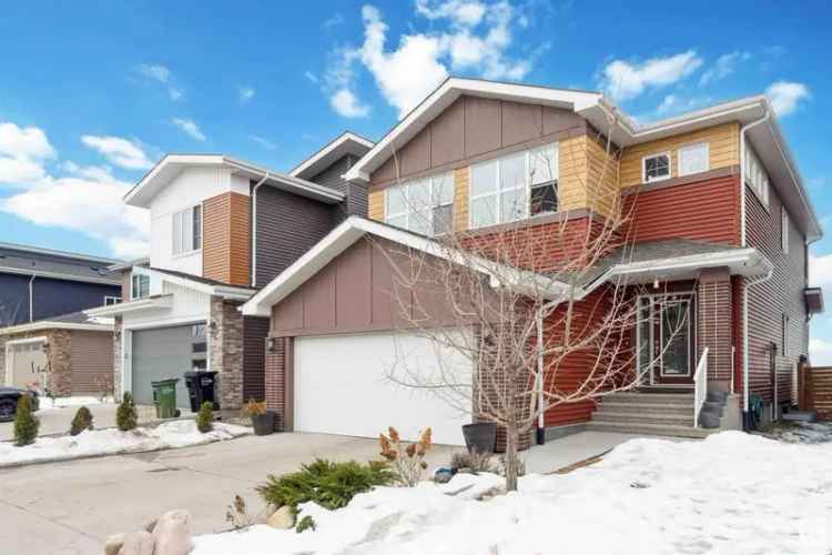 4-Bed 25-Bath Home Backing Onto Playground