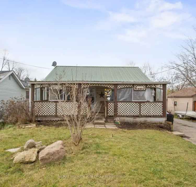 House For Sale in Georgina, Ontario