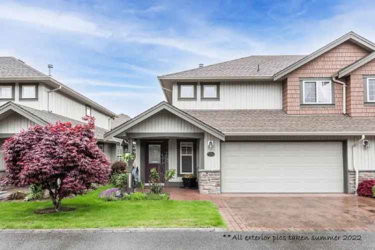 A $719,900.00 Townhouse with 3 bedrooms in Sardis East Vedder, Sardis