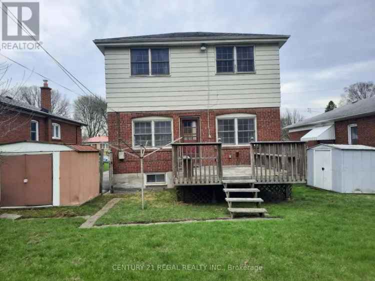 4 Bedroom House Large Lot New Roof Investors Contractors