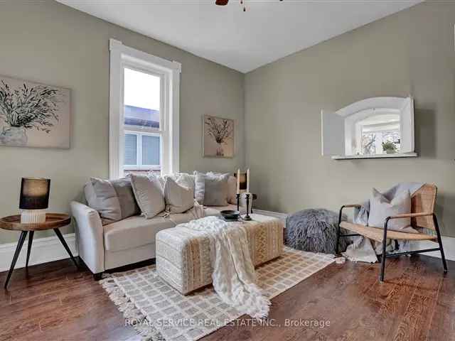 House For Sale in Kawartha Lakes, Ontario