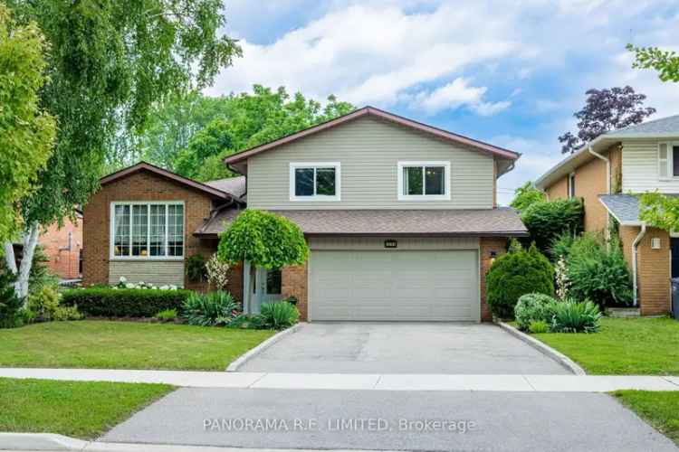 House For Sale in Mississauga, Ontario