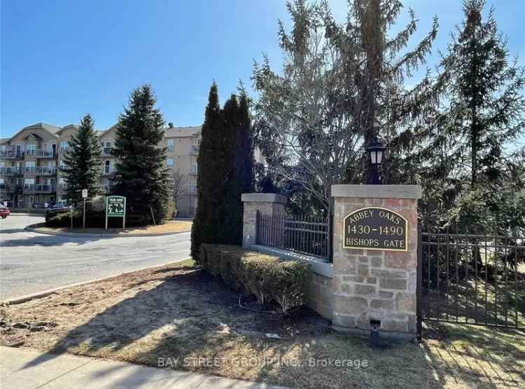 Glen Abbey Condo 2 Beds 2 Baths 2 Parking Spots