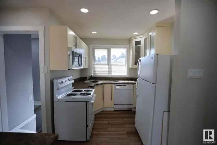 Dovercourt Bungalow 3 2 Bedrooms Updated Family Investor