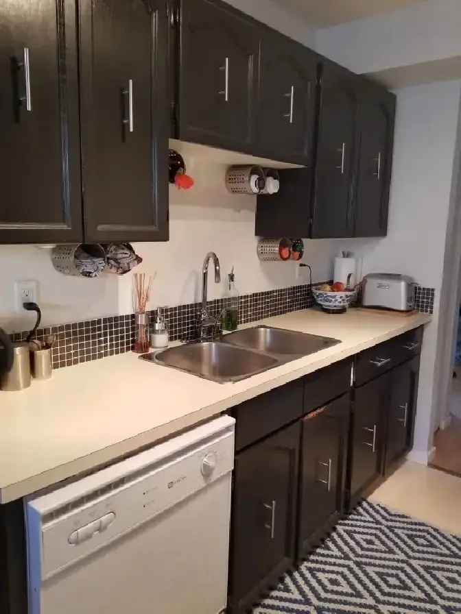 4 Bedroom Townhouse for Rent in Woodvale SE Edmonton