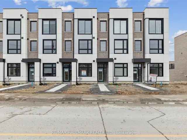 Modern Ajax Townhome Live Work Space Near Hwy 401