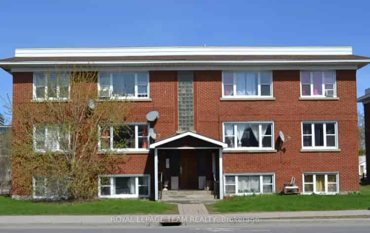 House For Sale , 831, Kirkwood Avenue, Ottawa, Ontario
