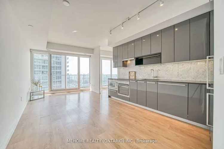 Condo For Sale in Toronto, Ontario