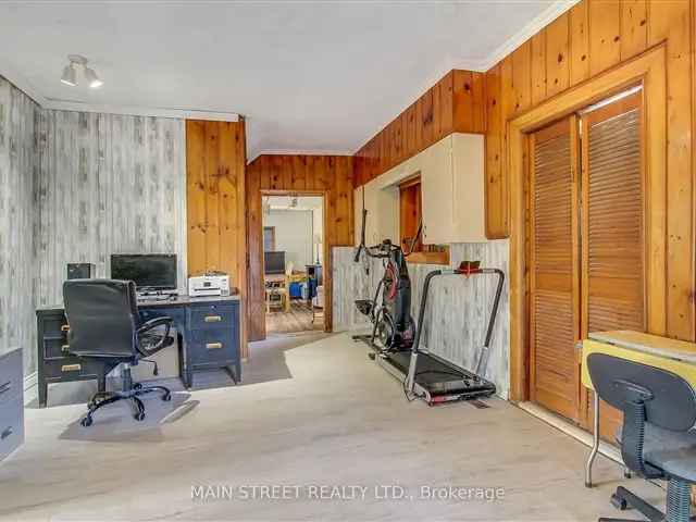 House For Sale in Essa, Ontario