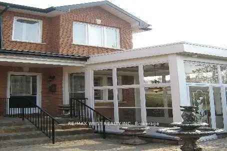 House For Sale in 2031, Davenport Road, Toronto, Ontario