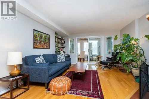 3-Storey Townhome in Lowertown Ottawa Near Rideau River