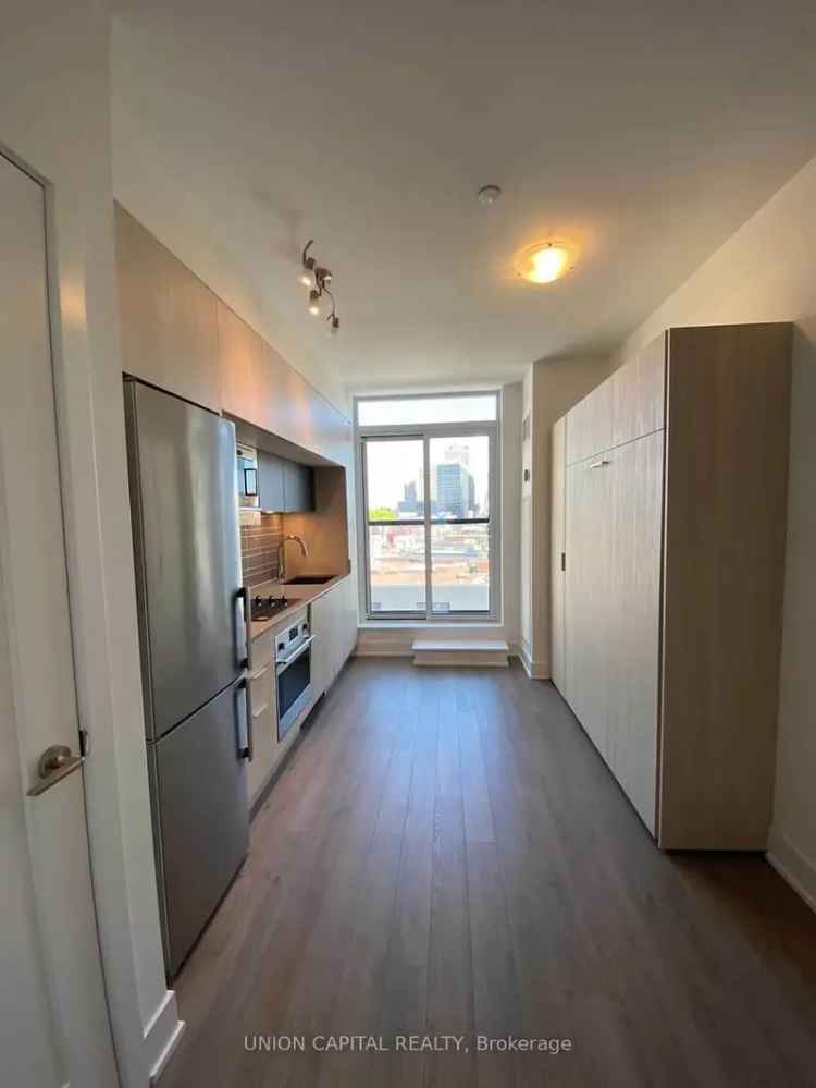 Condo For Rent in Toronto, Ontario