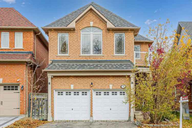 House For Sale in Richmond Hill, Ontario