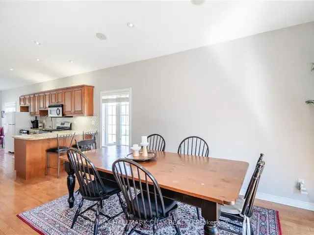 Townhouse For Sale in Oro-Medonte, Ontario