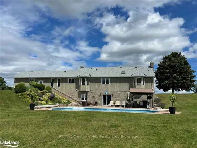 House For Sale in Clearview, Ontario