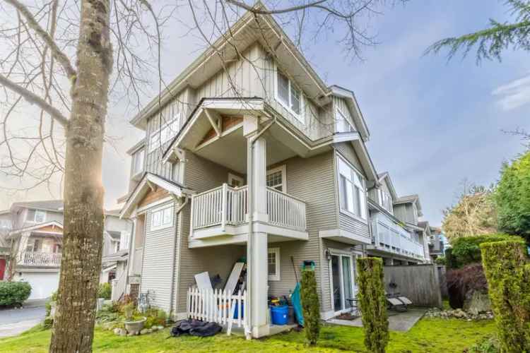 A $879,800.00 Townhouse with 4 bedrooms in Sullivan Station, Surrey