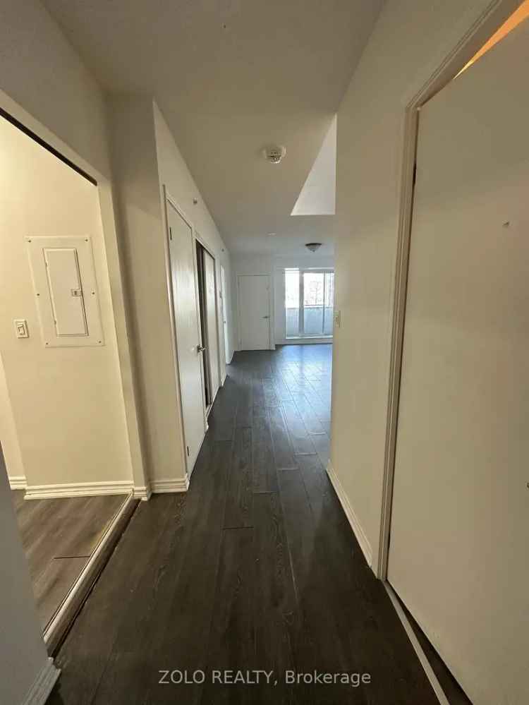 Rent Modern Condo in Centre of the City Near Centennial College