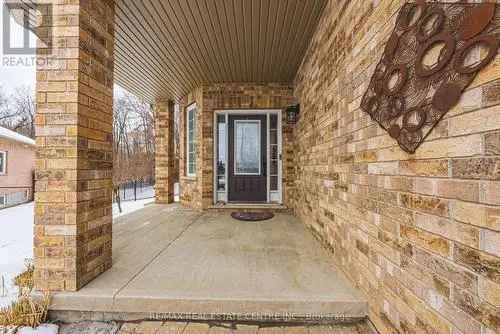 House For Sale In Grand River South, Kitchener, Ontario