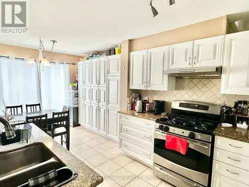 3 Bed 4 Bath House For Sale in Barrhaven Chapman Mills