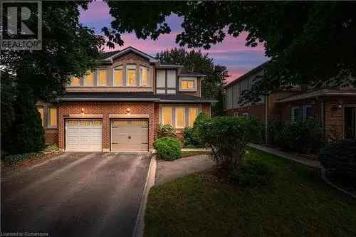 3 Bedroom Semi-Detached Home in Oakville