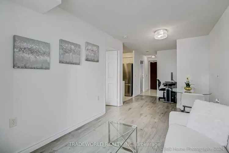 Condo For Sale in 20, Olive Avenue, Toronto, Ontario