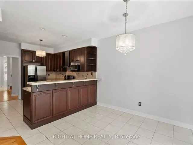 4 Bedroom 4 Bathroom Detached Home in Maple