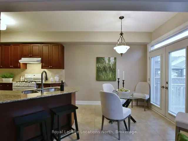 Wasaga Beach Townhome 2 Beds 25 Baths Inground Pool