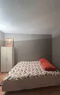 1 room room of 27 m² in Montreal