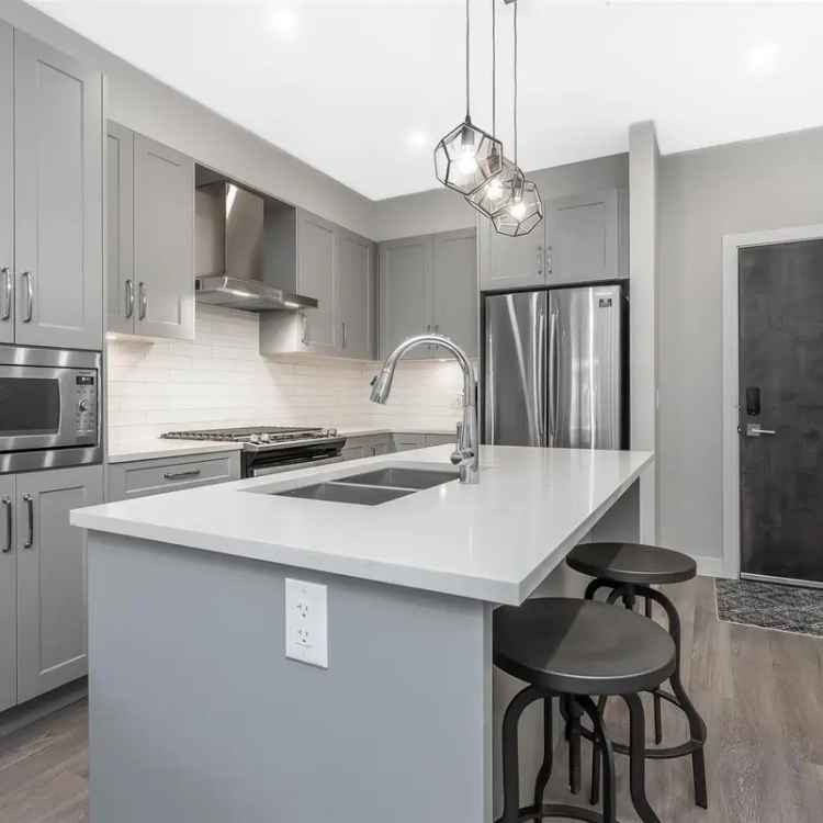 Brand New 1 Bed 1 Bath Condo for Sale in Headwaters Club