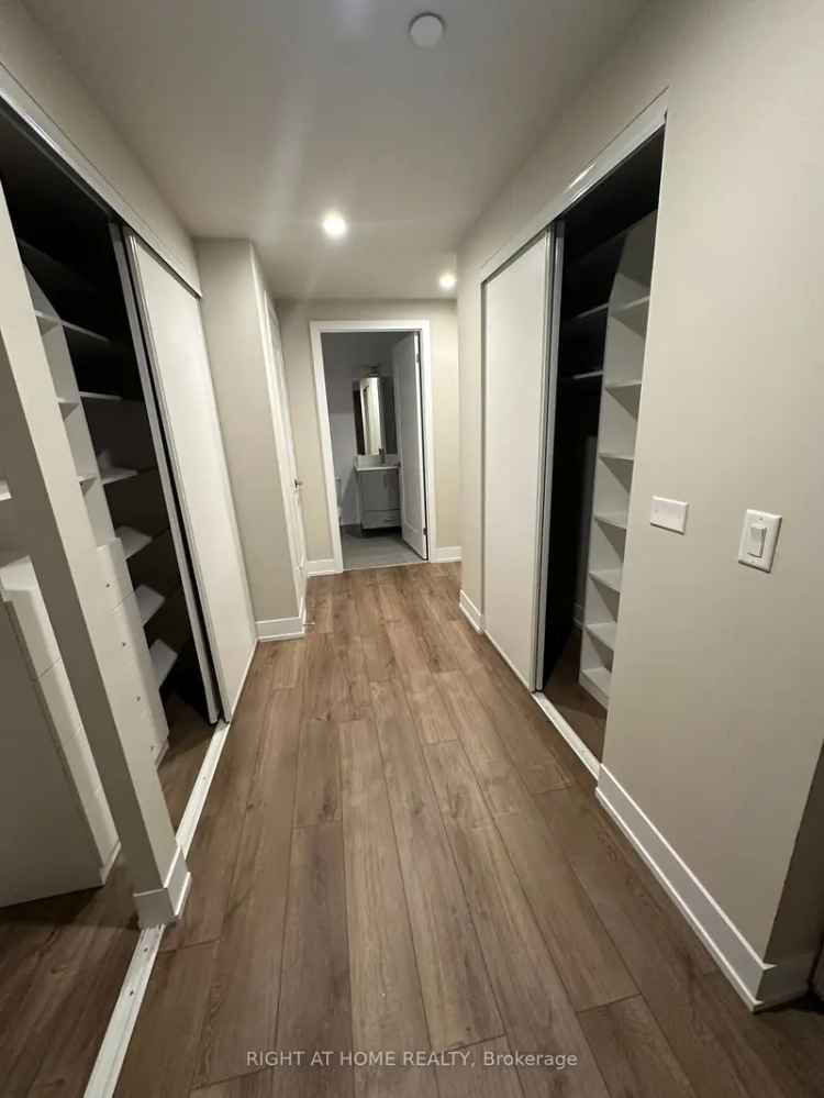 Condo For Rent in Toronto, Ontario