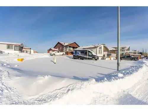 Buy Condo in Rural Red Deer County Alberta with Golf Resort Views