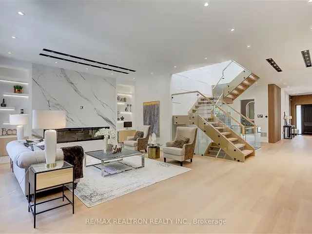 House For Sale in Markham, Ontario