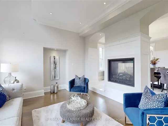 House For Sale in Pickering, Ontario